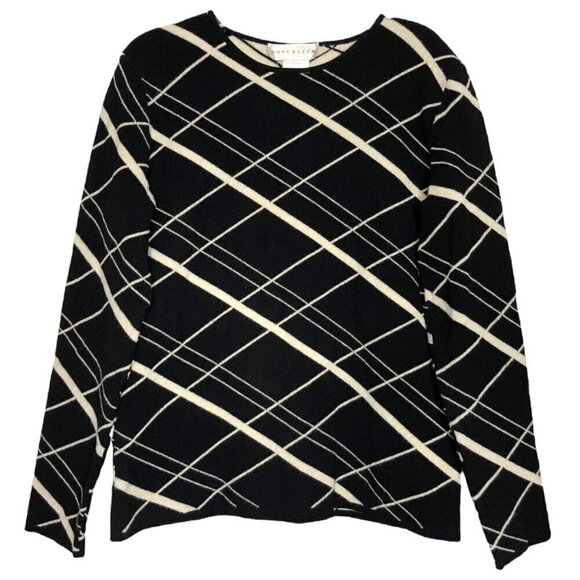 Doncaster - Black and Ivory/Cream Diamond Plaid Round Neck Sweater - Size Medium - Picture 1 of 4